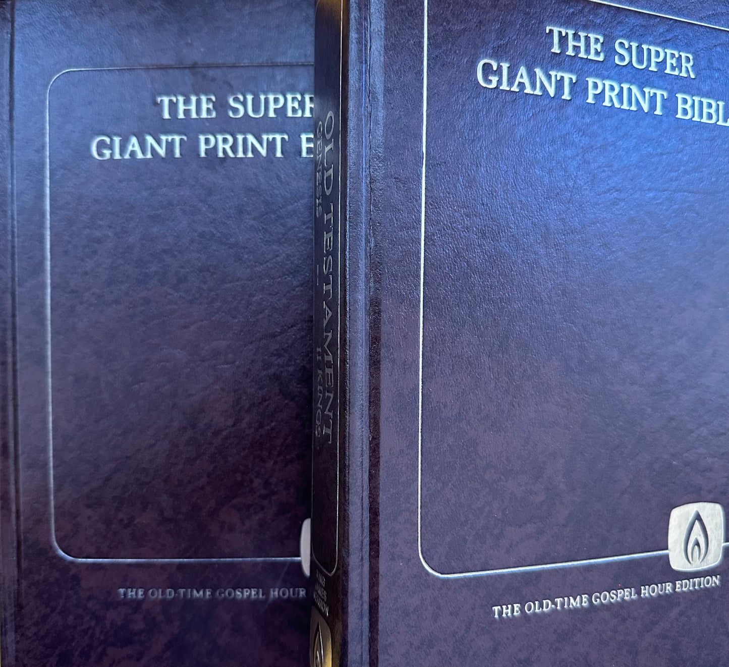 The Holy Bible Super Giant Print Edition (Genisis-II Kings)-(I Chronicles-Malachi)(King James Version (2 Volume Edition)